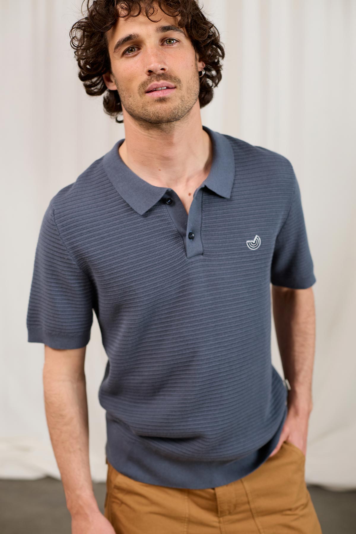 meta-hover, waffle texture grey cotton shirt