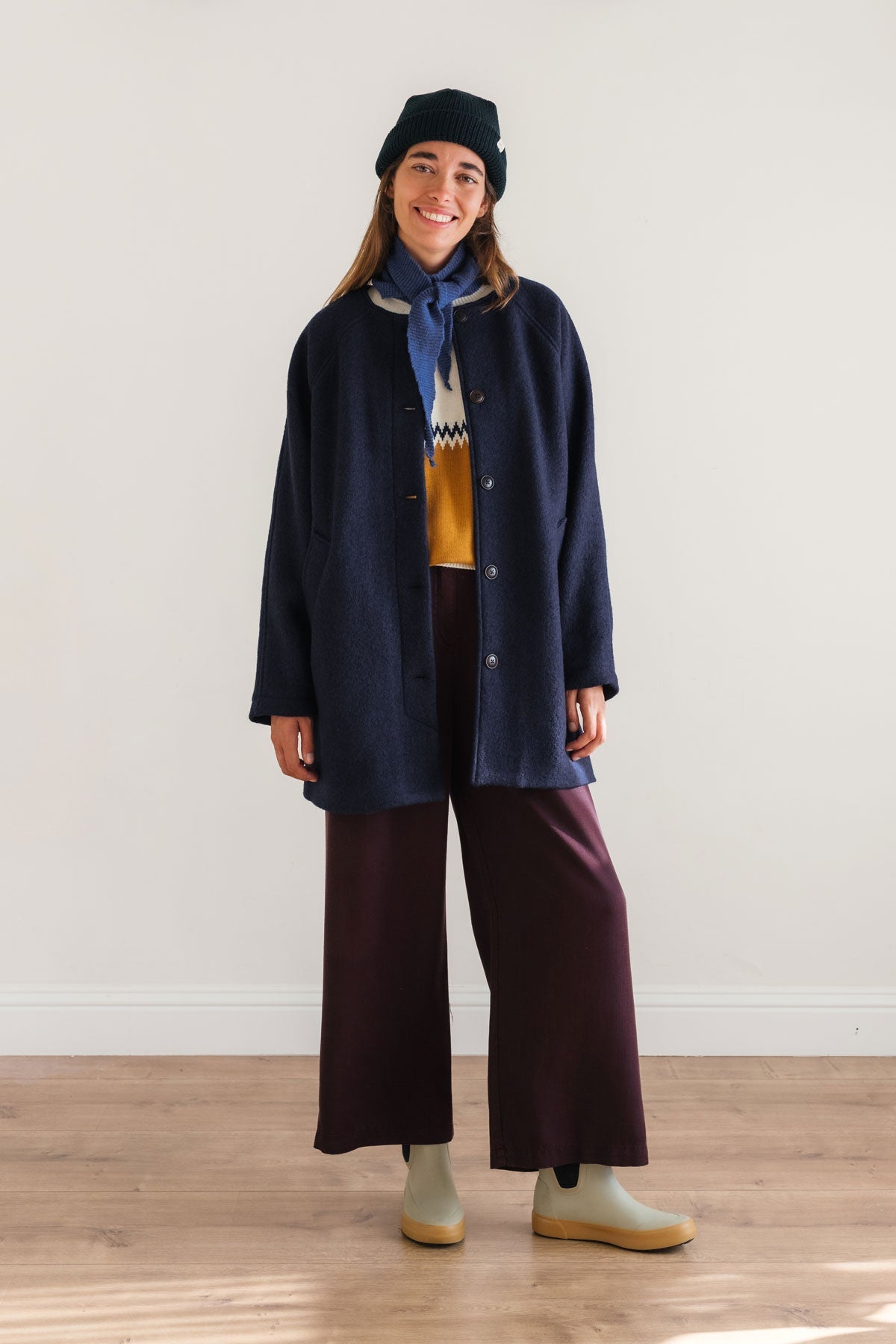 Dark blue buttoned coat