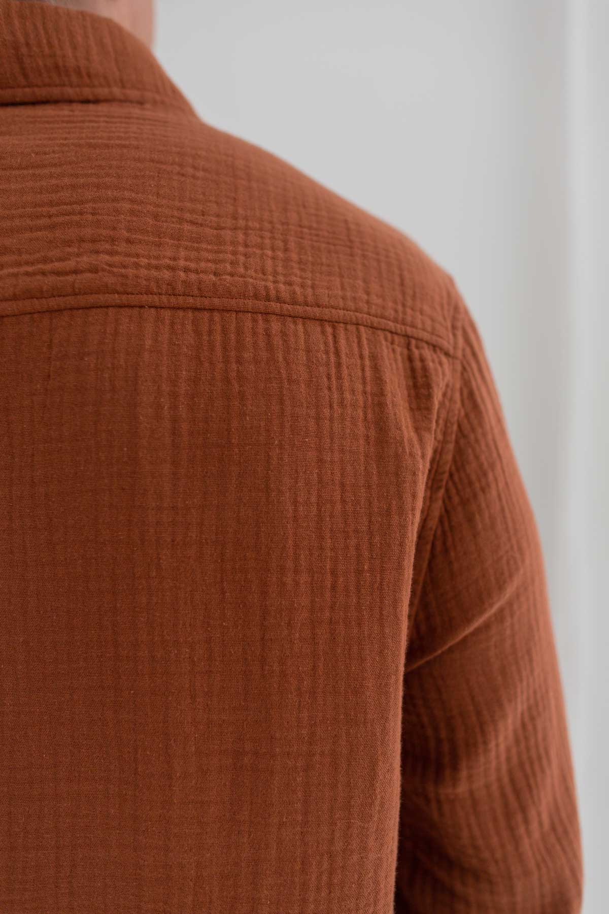 Reddish brown muslin shirt men detail back