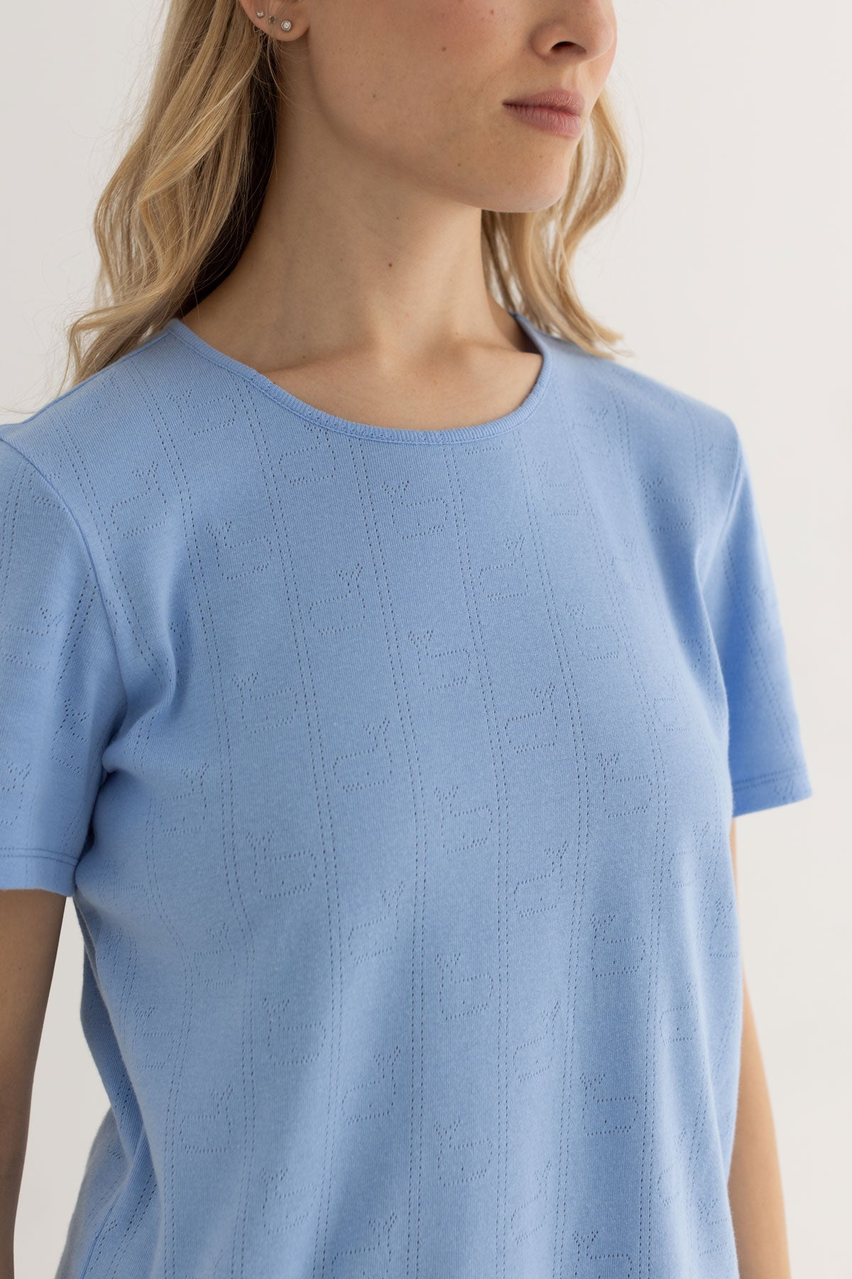 Denim blue top women detail front